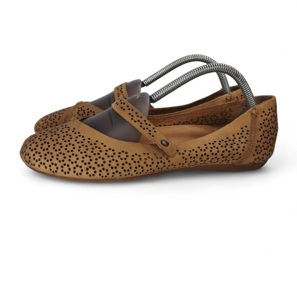 OluKai Nene Perforated Slip-on Mary Jane Flats Women's 10 Tan Leather - Picture 2 of 11